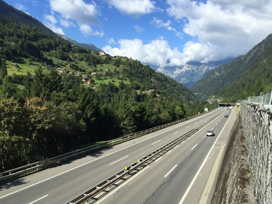 A2 Amsteg – Göschenen und Schöllenen; Unterhaltsarbeiten in der Nacht