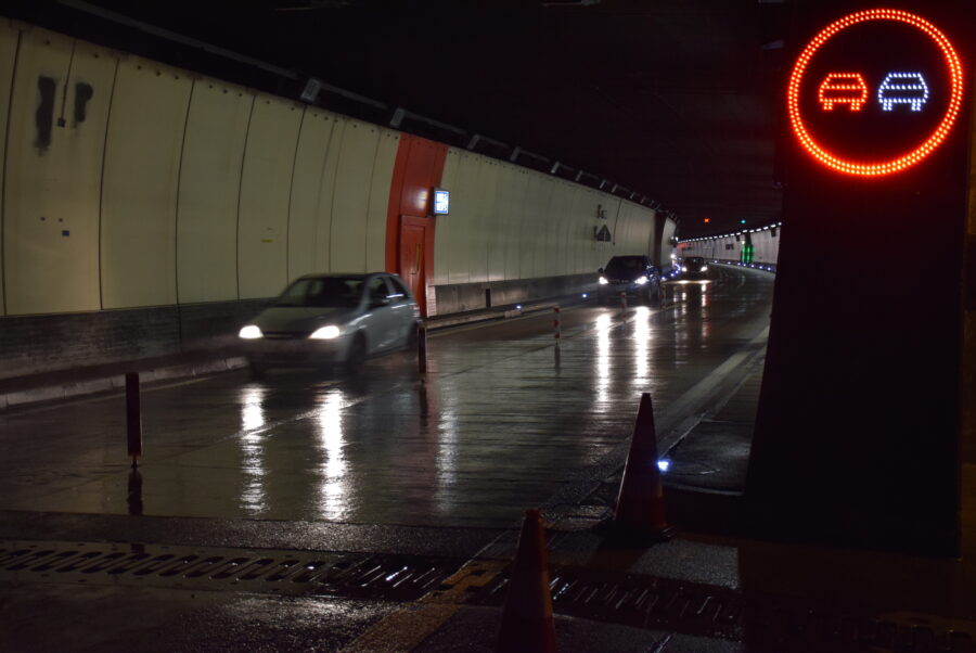 A2 Seelisbergtunnel; Instandhaltungs- und Reinigungsarbeiten in der Nacht